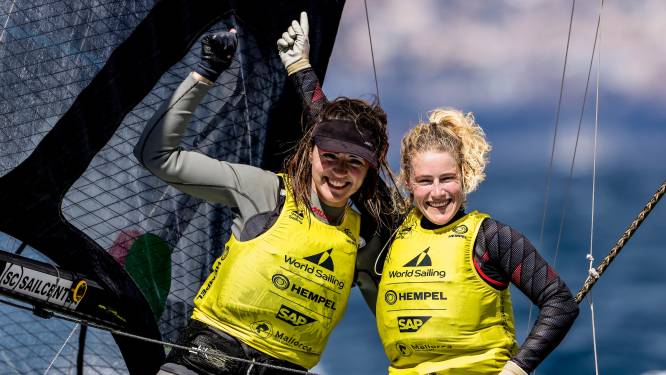 Van Aanholt en Duetz leiden na eerste dag WK zeilen: ‘Met een goede start wordt het een 'simpele’ dag’