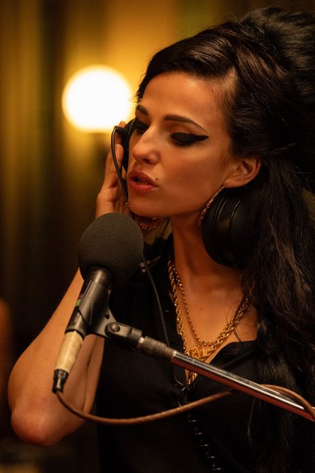 Hommage ou “appât du gain”? Le nouveau biopic sur Amy Winehouse crée déjà la controverse avant sa sortie 