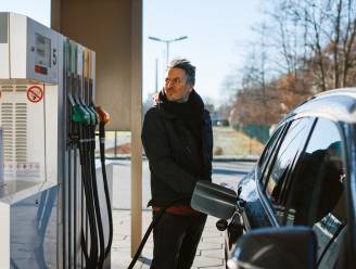 Is het schadelijk voor je wagen om de goedkoopste brandstof te tanken?  