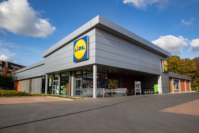 KIJK LIVE. Ook vandaag Lidl-winkels gesloten, vakbonden en directie zitten samen rond te hoge werkdruk | Binnenland | hln.be