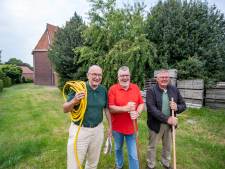 Deze overwoekerde bende in Enter was ooit een prachtige kerktuin en dat moet het weer worden: ‘Stukje hemel op aarde’
