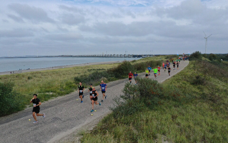 De Kustmarathon van 2019 in beeld | Foto | AD.nl