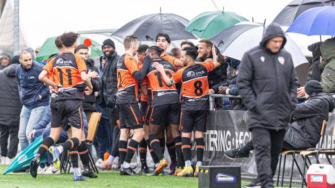 Overzicht | De uitslagen, doelpuntenmakers en wedstrijdverslagen van het zondagvoetbal