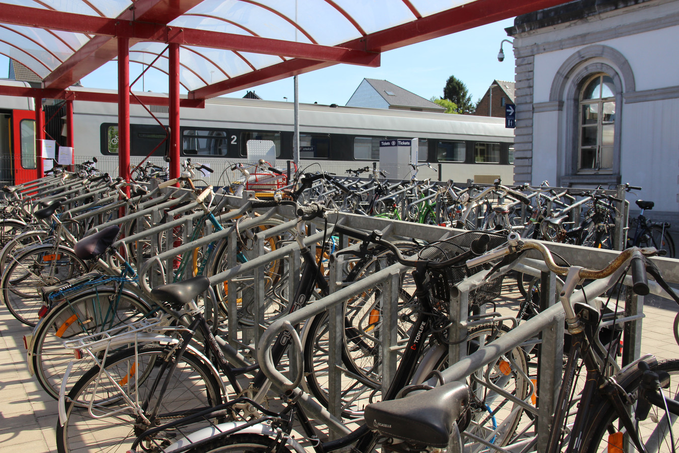 Fietsenstalling station verdwijnt definitief Foto hln.be