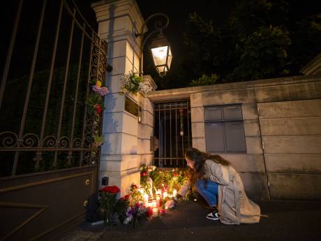 Fans leggen bloemen bij Zwitserse villa Tina Turner