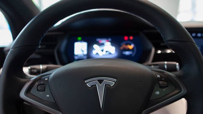 Onderzoek naar Tesla in VS nadat stuurwiel loskomt tijdens rijden
