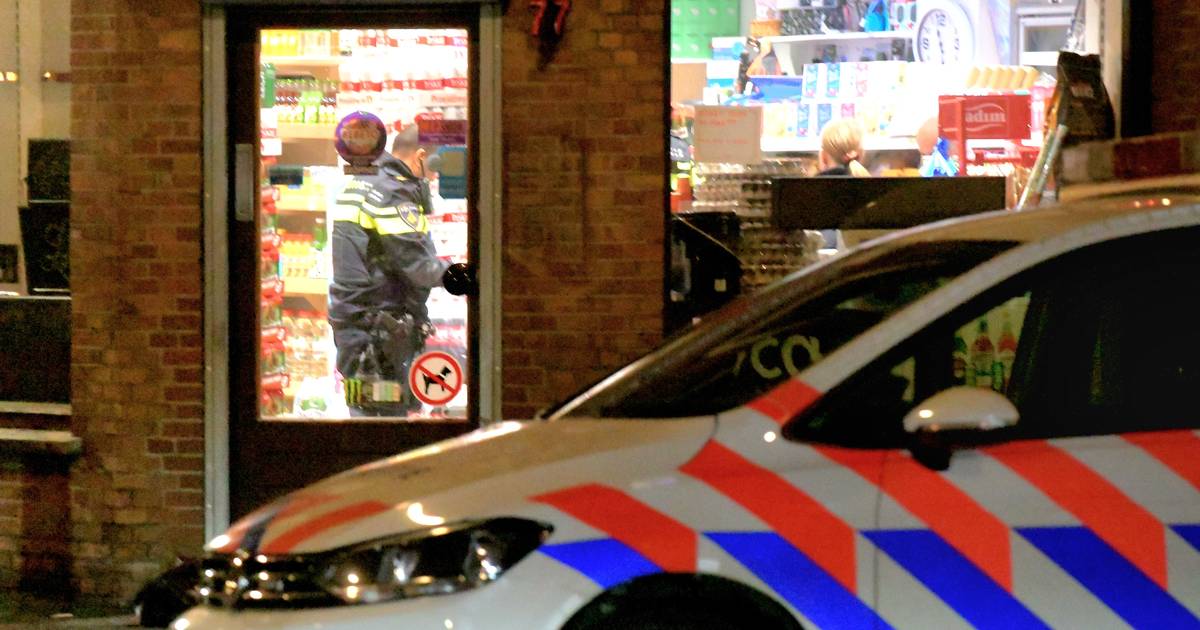Eigenaar supermarkt verjaagt dief met tablet ‘Alles wat ik kon
