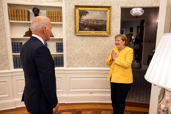 De Amerikaanse president Joe Biden en de Duitse bondskanselier Angela Merkel tijdens hun ontmoeting donderdag in het Witte Huis.