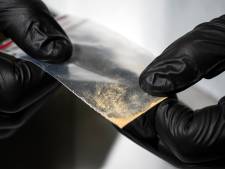 Honderden keren sterker dan morfine: politie doet nieuwe aanhoudingen in lopende zaak rond drug nitazenen