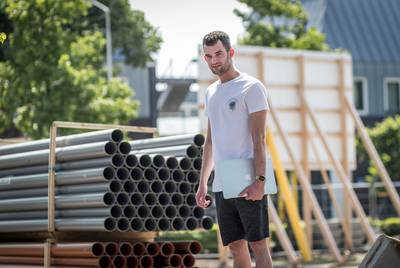 Dj Ralf Smetsers uit Middelbeers is booming met Galactixx