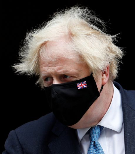 Boris Johnson, cas contact, contraint de s’isoler quand il ne travaille pas