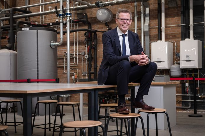 Doekle Terpstra, voorzitter van Techniek Nederland, bij opleidingslocatie TechnoHUB in Woerden.