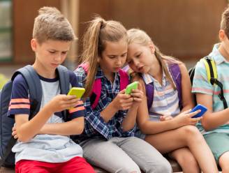 Kinderen verslaafd aan hun smartphone: aandeelhouders Apple eisen maatregelen