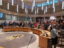Nieuwe gemeenteraad geïnstalleerd in Schiedam onder toeziend oog van vrienden en familie