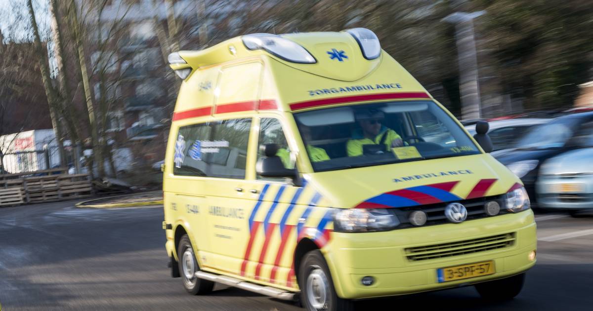 Drie gewonden door explosie en brand op boot in Haskerdijken | Heerenveen
