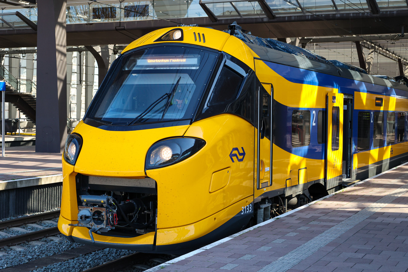 ns-stuurt-nieuwe-intercity-op-eerste-testdag-alweer-terug-naar