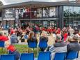 Theater De Meenthe op archiefbeeld tijdens een optreden van bigband VCE Westerveld.