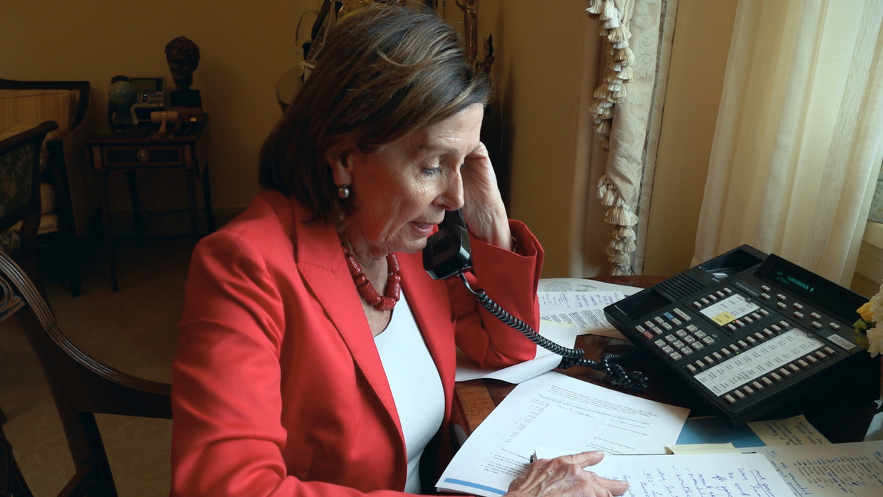 Nancy Pelosi in 'Pelosi in the House' Beeld Streamz