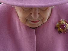 Décès de la reine Elizabeth II: sur les réseaux sociaux, des voix discordantes dans le flot des hommages