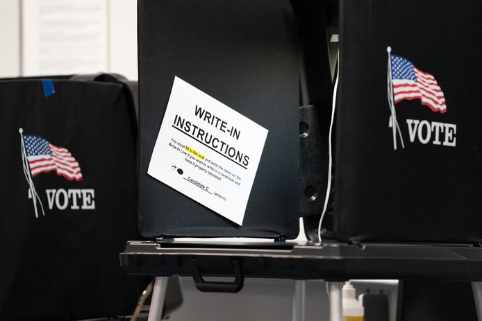 Een stemlokaal voor de tussentijdse verkiezingen in Clemmons (North Carolina) in de Verenigde Staten.