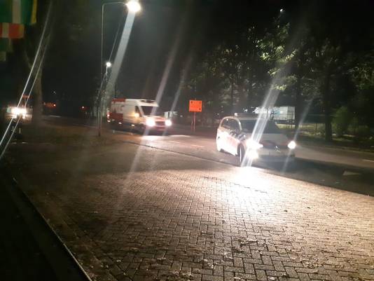 Voorzien van een polite-escorte kwam het vaccin vrijdagochtend aan op de vaccinatielocatie in Wijchen.