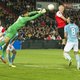 Lucky AZ slaat aanval sterk Feyenoord af in heerlijk duel