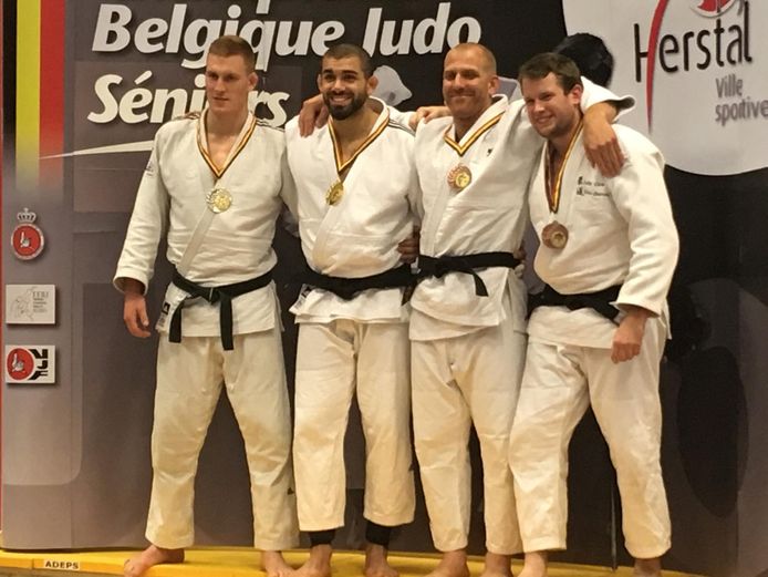 Un Titre De Champion Et Une Demande En Mariage Pour Nikiforov Autres Sports 7sur7 Be