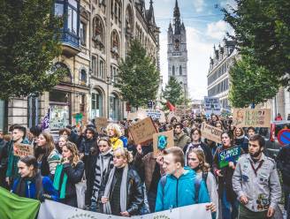 GEZICHTEN VAN DE MARS: “Spijbelen? De toets mogen we inhalen”