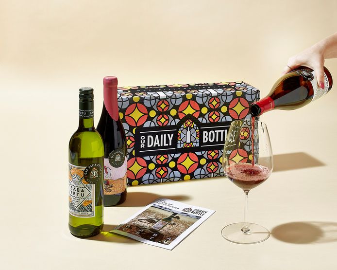 Наша Daily Bottle — это подписка на вино, которую вы можете подарить.