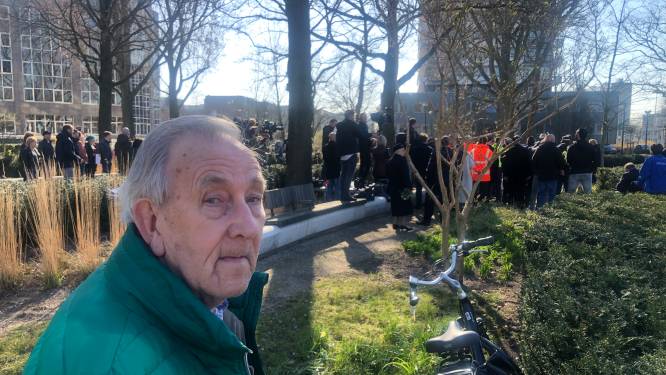 En toch gaat Jan genieten van het lentezonnetje...
