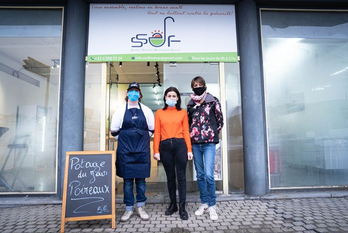 SSDF est un restaurant liégeois qui engage des SDF et les aide à se réinsérer dans la société.