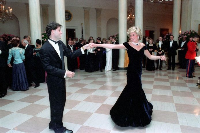 Travolta en prinses Diana tijdens het galadiner in het Witte Huis in 1985.