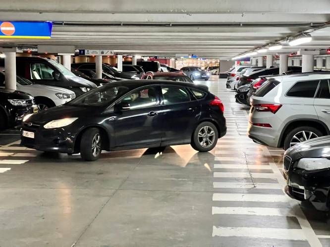 Parkings van Interparking in Brugge draaien op volle toeren, ook elektrische laadpunten nemen toe