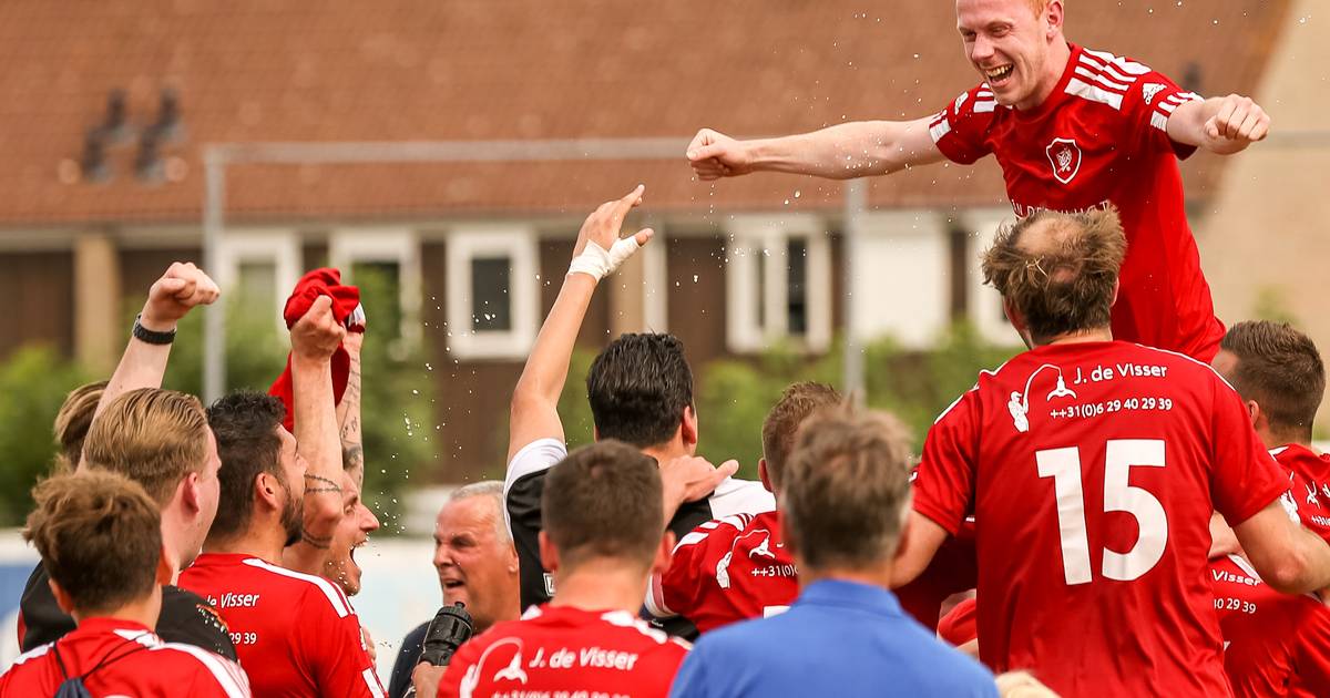 Joshua van Willigen schiet VVC’68 vlak voor tijd naar de derde klasse ...