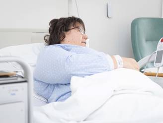 AZ Groeninge stelt nieuwe alarmbel voor, steviger en altijd binnen handbereik: “Maakt leven van patiënten en zorgverleners aangenamer”