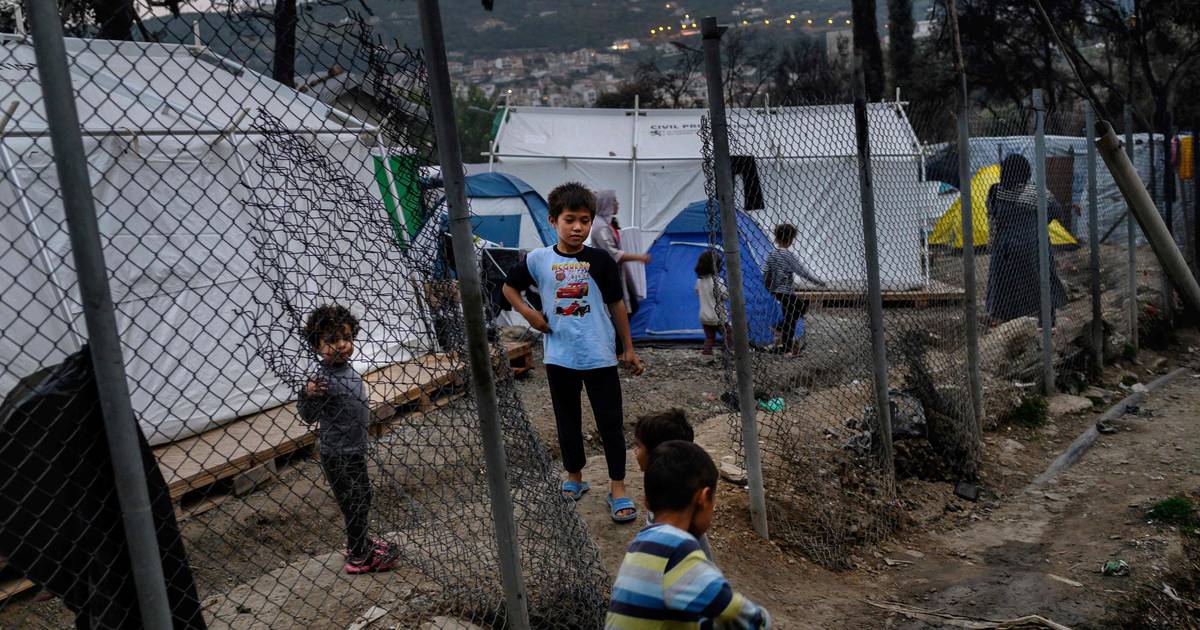 Europa se inundó con casi un millón de solicitudes de asilo el año pasado |  Crisis de refugiados