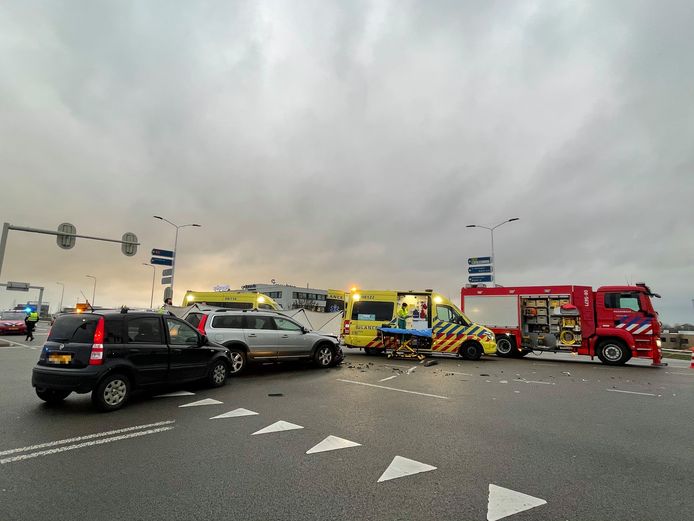Een 72-jarige man uit Veen overleed bij het ongeluk.