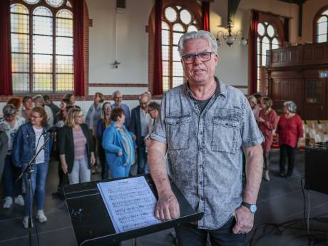 Moritz en zijn Zeeuwse Freedomkoor laten een tegengeluid horen: ‘In deze gekke wereld gaan ook veel dingen goed’ 