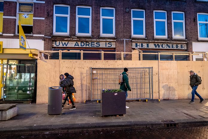 De tekst kwam bij de verbouwingen te voorschijn.