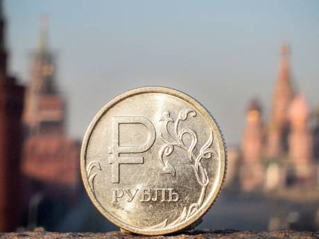 Un an de sanctions occidentales: comment s'en sort l'économie russe?