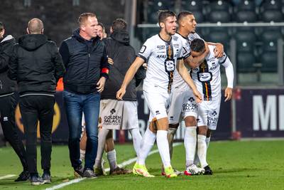 KV Mechelen zet z’n knappe reeks voort in Oostende en nadert tot op twee punten van leider Union