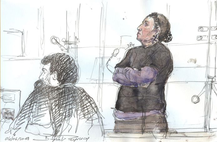 Een rechtbankschets van Christine Rivière (52), ook wel bekend als 'Mamie jihad'