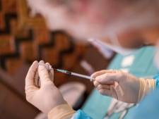 À cause du variant Delta, les vaccins ne protègent qu'à 40% de la transmission