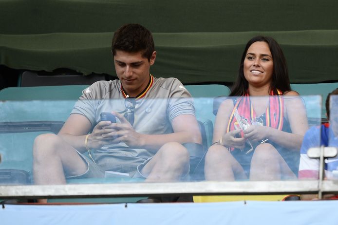 Marta aan de zijde van Gaetan Courtois, broer van Thibaut.