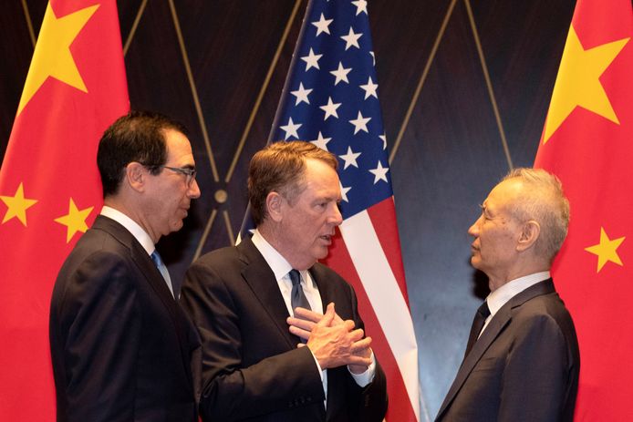 Amerikaans minister van Financiën Steve Mnuchin en handelsvertegenwoordiger Robert Lighthizer met Chinese vicepremier Liu He tijdens de top.