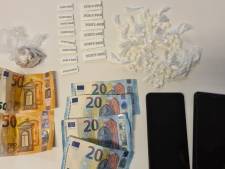 Man (29) vlucht nadat nieuwe opsporingscamera in Baarn hem opmerkt, maar politie weet hem te pakken