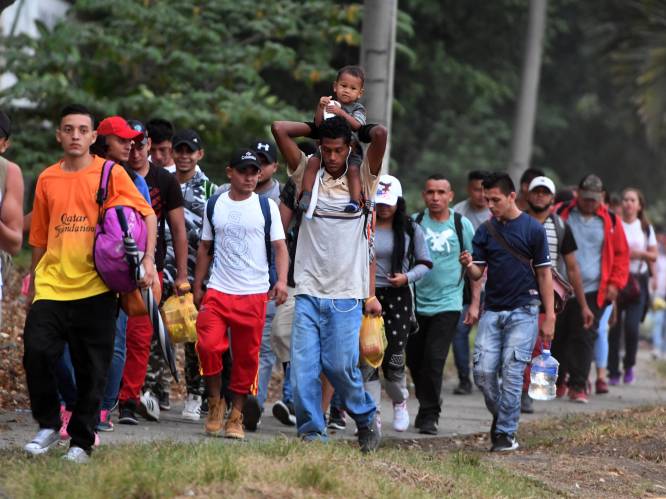 Opnieuw honderden Zuid-Amerikaanse migranten op weg naar VS
