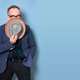 Elvis Costello heeft een nieuw album met vlijmscherpe teksten
