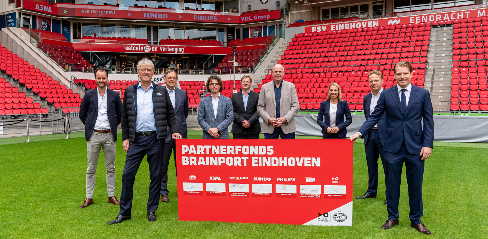 Het Partnerfonds Brainport Eindhoven, gepresenteerd in het Philips Stadion.