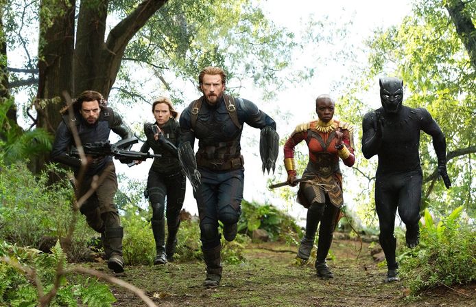 Chris Evans, Scarlett Johansson, Sebastian Stan, Danai Gurira en Chadwick Boseman in ‘Avengers: Infinity War’.